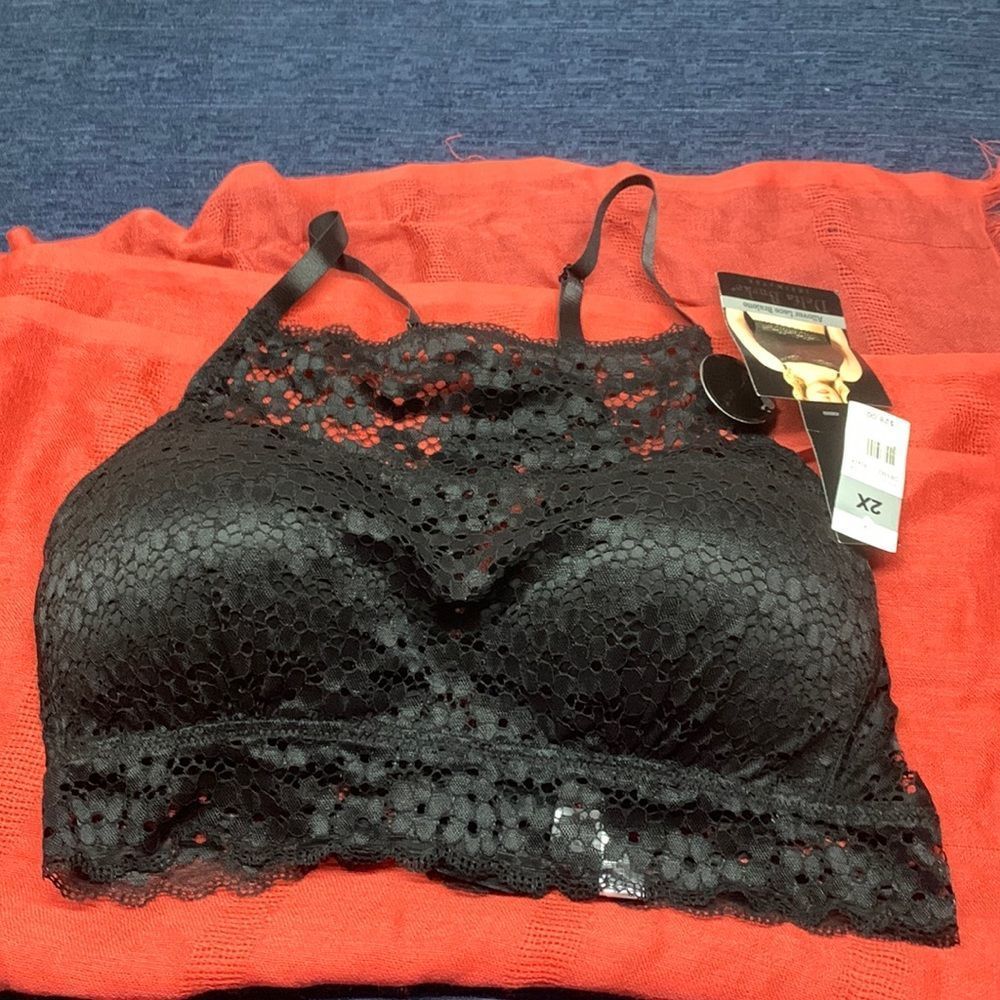 Delta Burke Allover Lace Bralette Sz 2X Black NWT